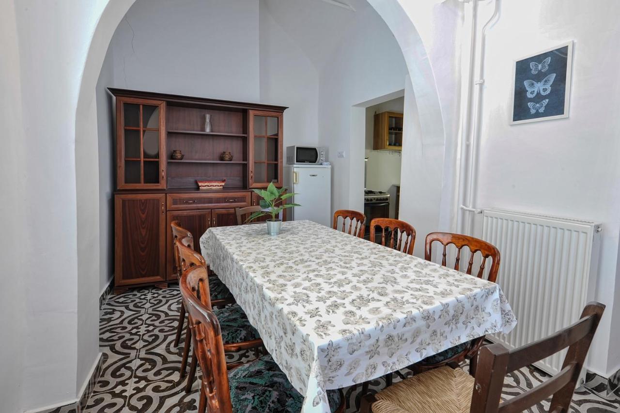 Demetrovics Udvarház Eger Exterior foto